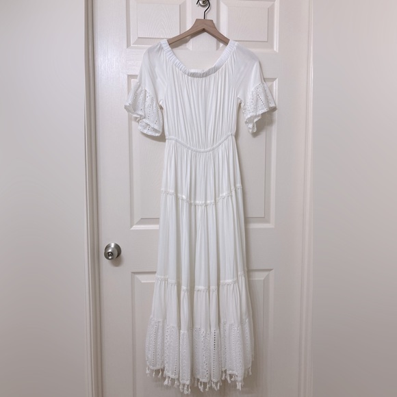 Solitaire Dresses & Skirts - Small White Tiered Bohemian Maxi Dress Coquette